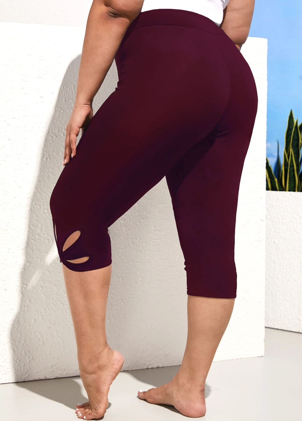 Wine Red Petal Shape Hollow Plus Size Shorts 4 Wine Red Petal Shape Hollow Plus Size Shorts - Image 2