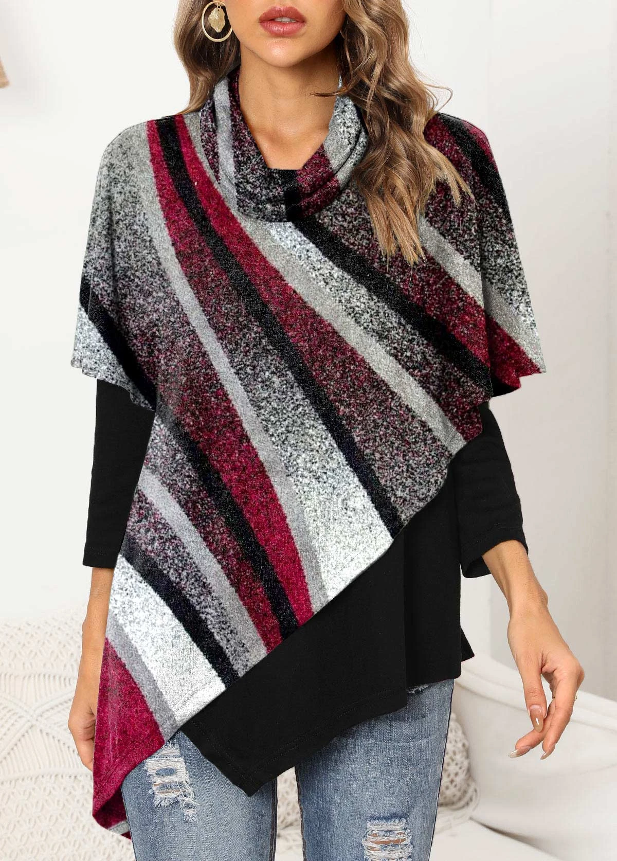 Asymmetric Hem Geometric Print 3/4 Sleeve Sweatshirt 3 Asymmetric Hem Geometric Print 3/4 Sleeve Sweatshirt