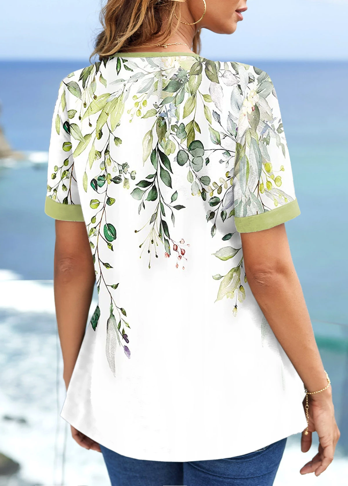 Floral Print Contrast Binding Light Green T Shirt 4 Floral Print Contrast Binding Light Green T Shirt - Image 2