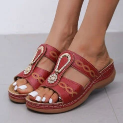 Metal Wine Red Open Toe Low Heel Sliders