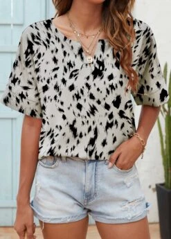 Graffiti Print Lightweight Grey Split Neck Blouse -Rosewe Promotion Store 332683 P 1682327258886