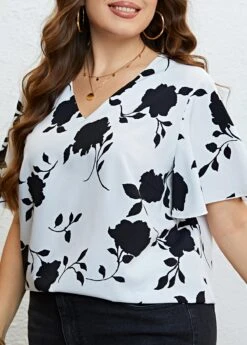 White Plus Size Ruffle Floral Print T Shirt -Rosewe Promotion Store 333488 P 1684215283518