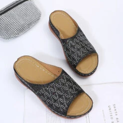 Open Toe Low Heel Black Hot Drilling Sliders 8 Open Toe Low Heel Black Hot Drilling Sliders -Rosewe Promotion Store 333826 P 1683711403738