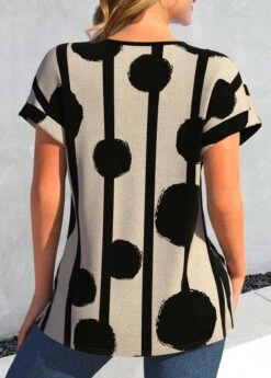 Round Neck Geometric Print Dark Camel T Shirt -Rosewe Promotion Store 334161 P 1684221894019