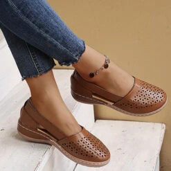Round Toe Low Heel Dark Coffee Wedges