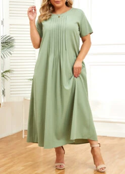 Green Plus Size Pocket Shift Dress