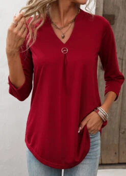 Circular Ring Split Neck Wine Red T Shirt